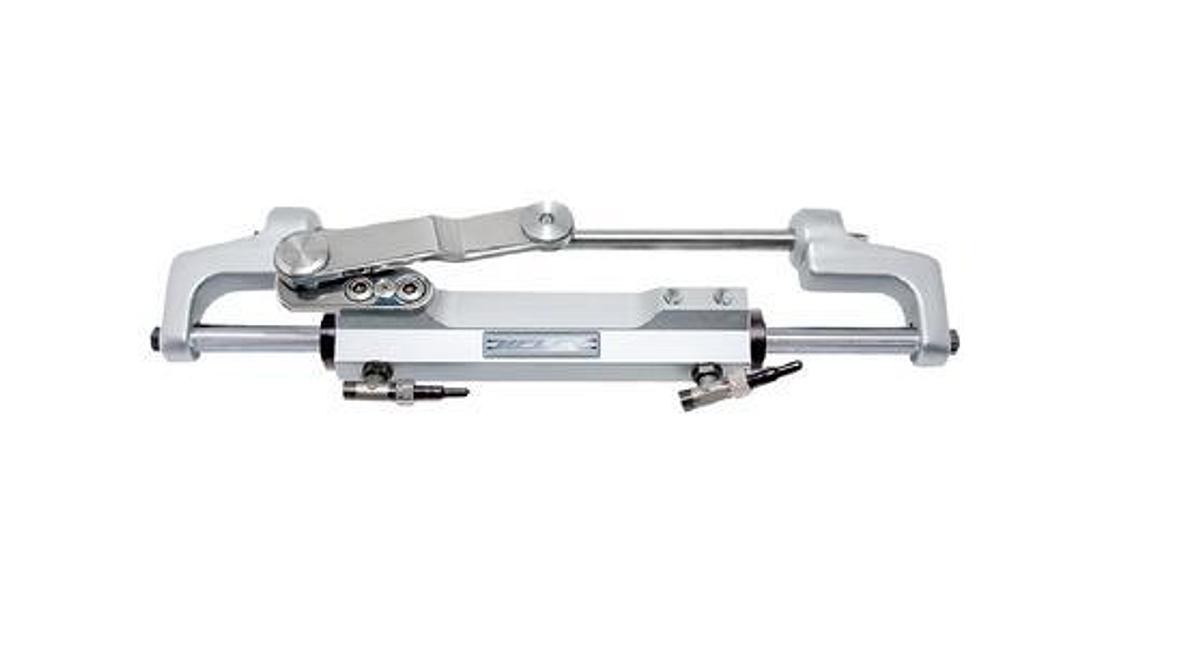 Standard Silversteer Front Mount Hydraulic Steering Cylinder - Straight Arm
