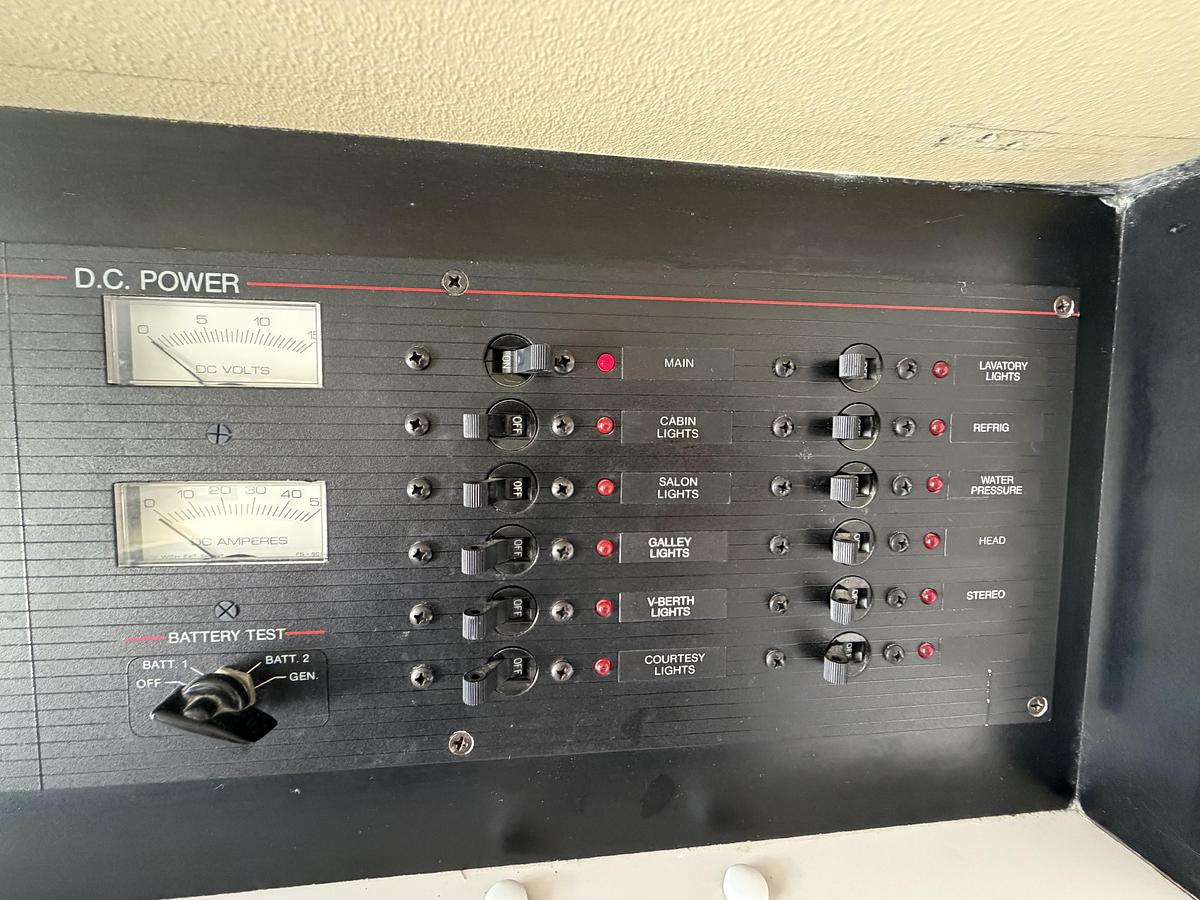Used 1989 Wellcraft 3400 Gran Sport