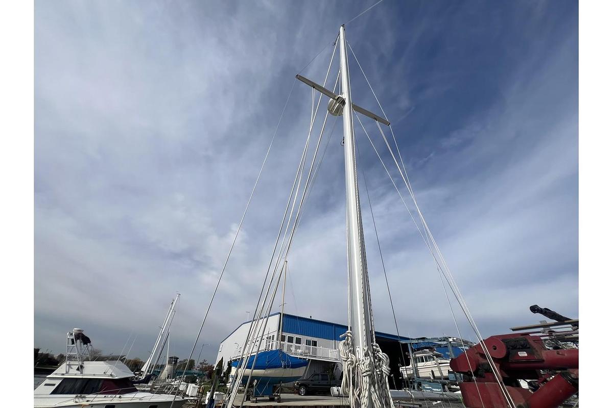 Used 1987 Bayfield 32C