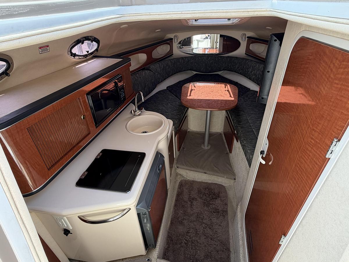 Used 2004 Sea Ray Sundancer 260