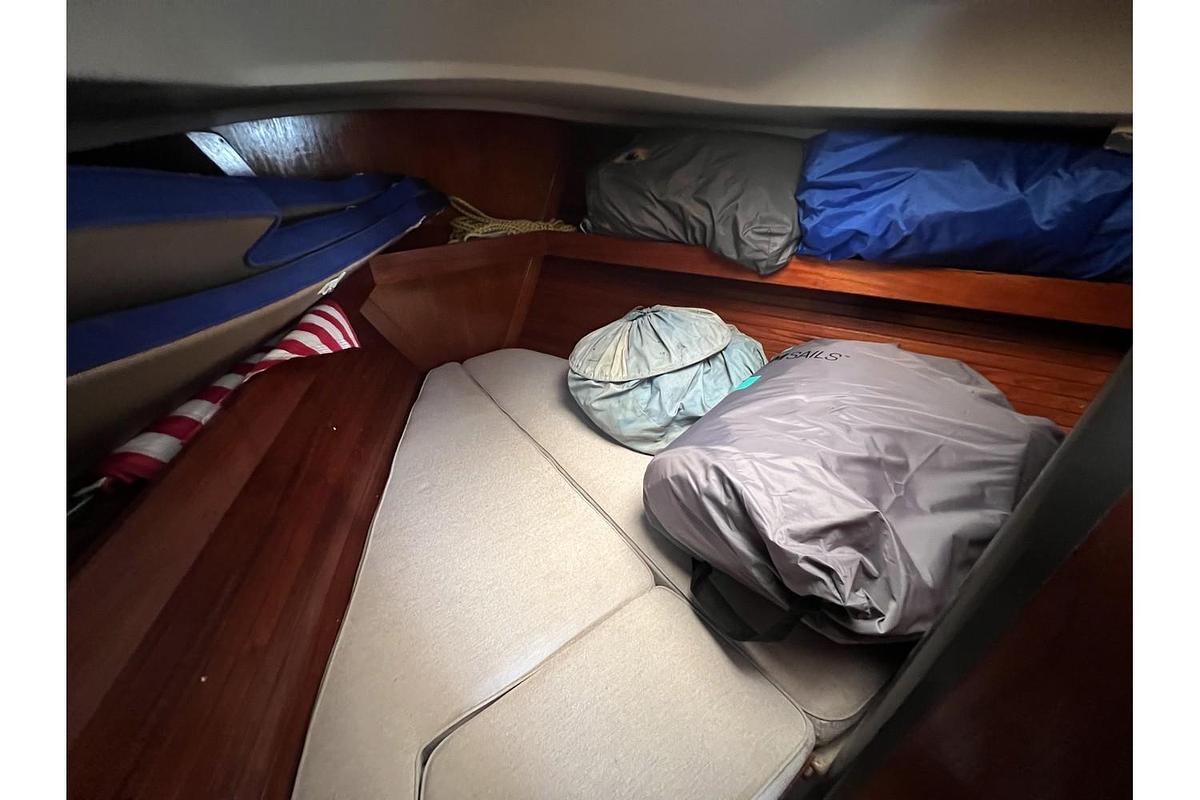 Used 1985 C&C Landfall 39