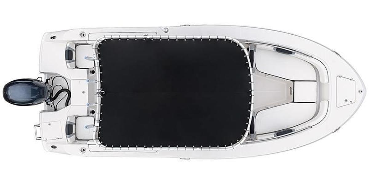 2026 Robalo Center Console R200