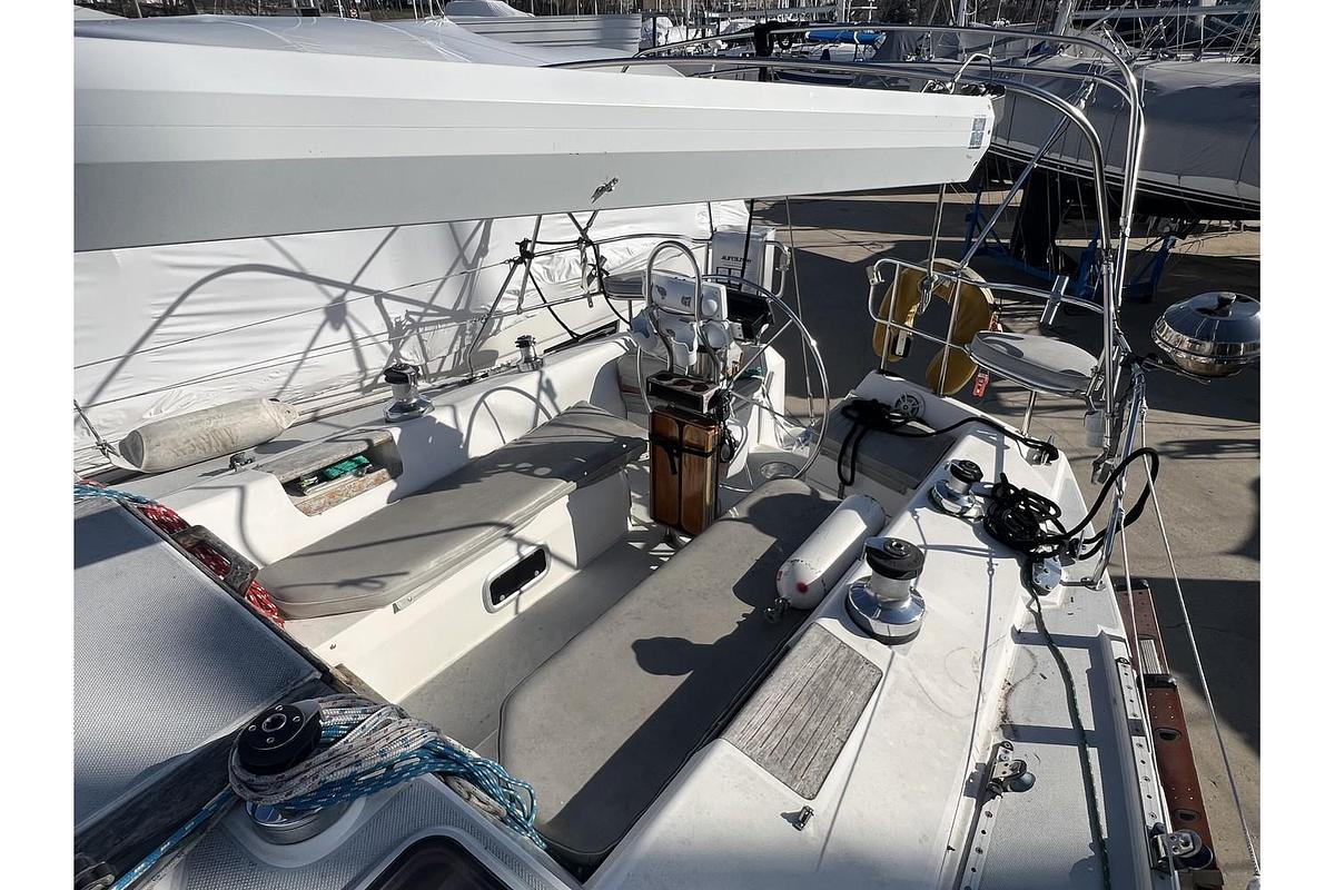 Used 1993 Catalina 42 MKI