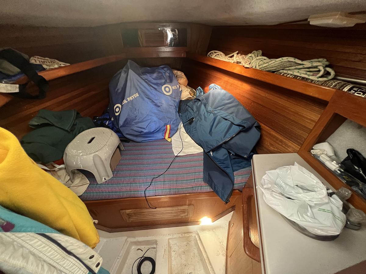 Used 1987 Hunter Legend 37