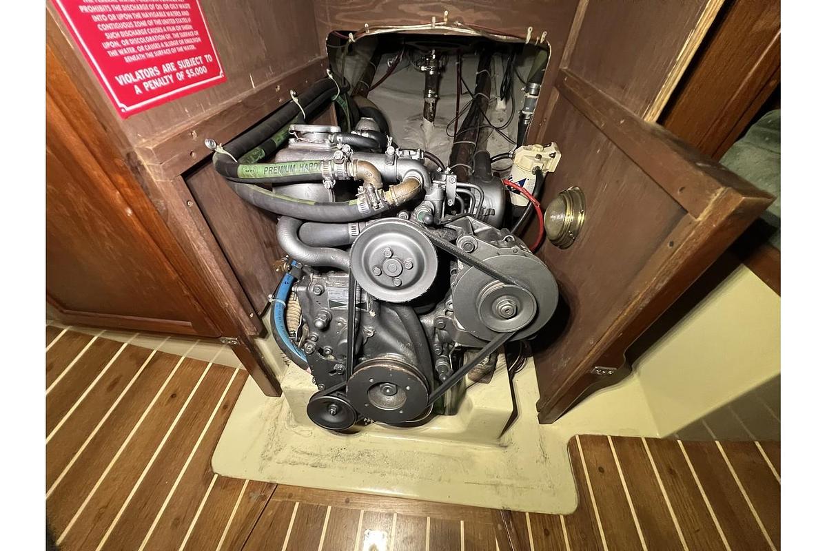 Used 1987 Bayfield 32C