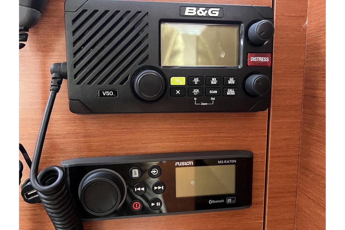 Used 2019 Beneteau Oceanis 35.1