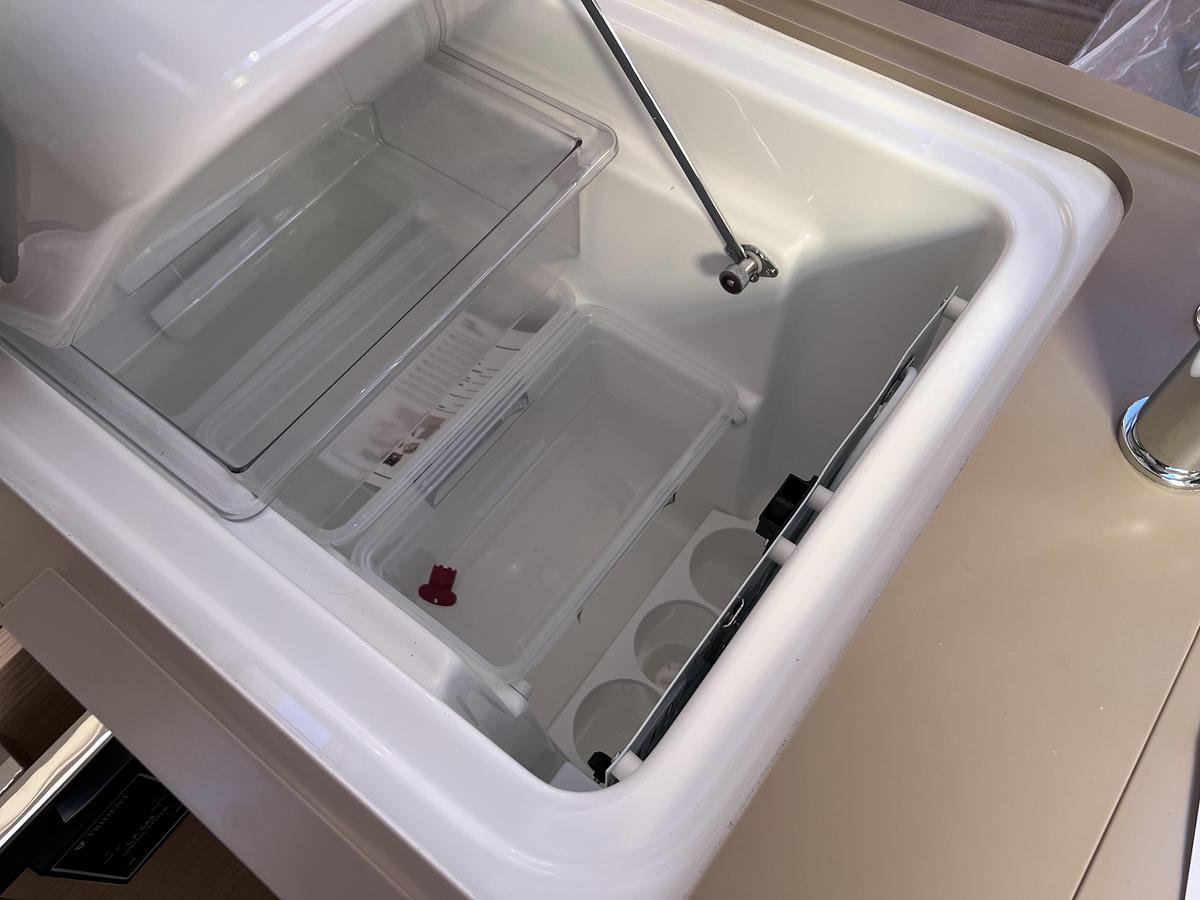 2026 Dufour Yachts D37