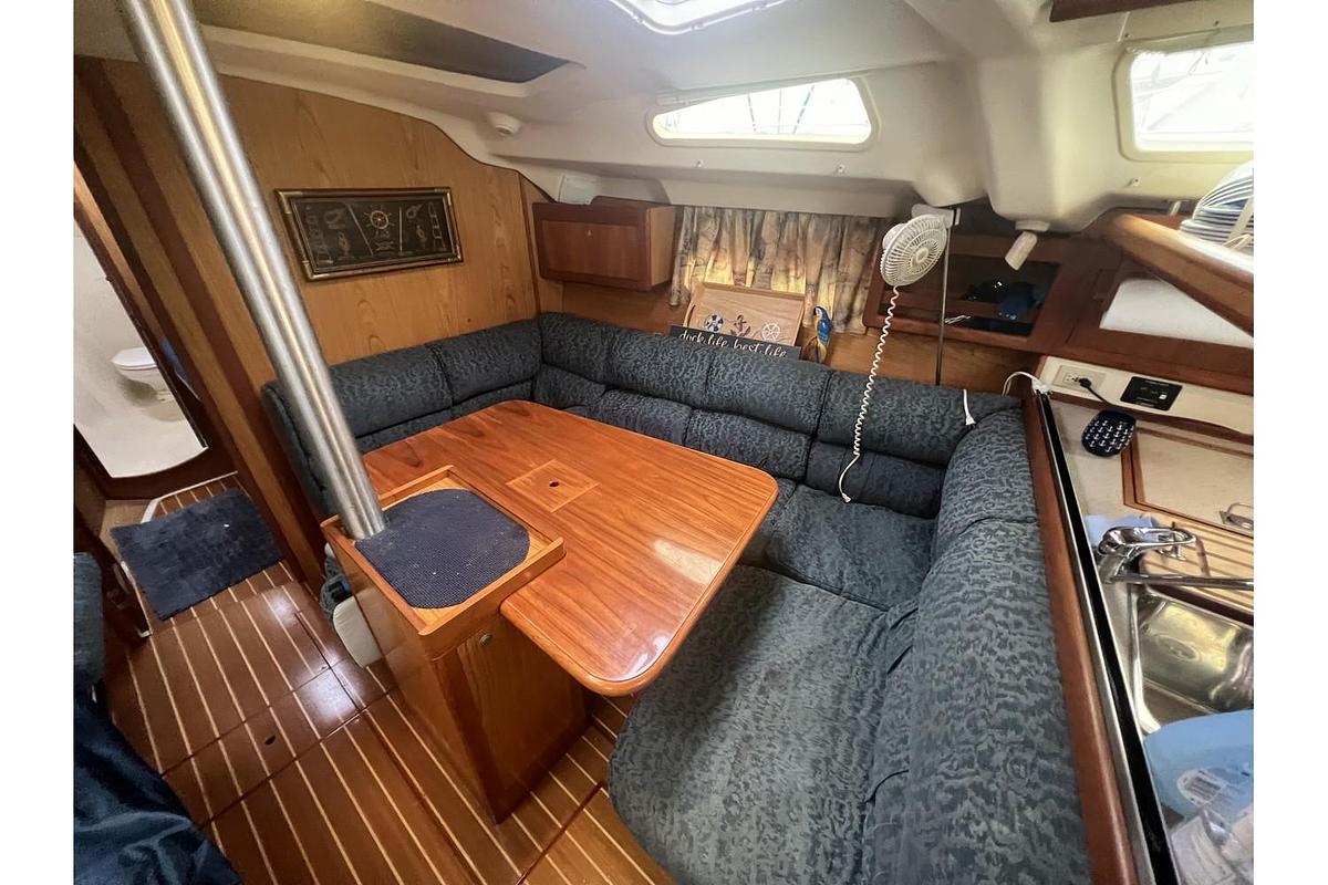 Used 2000 Hunter 410