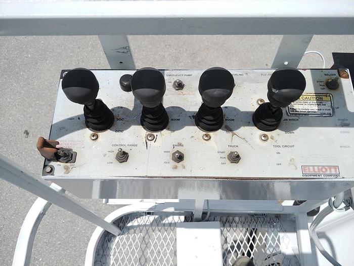 Used Elliott G85R Sign Crane on 2012 International 4300 4x2 Reg Cab Flatbed Truck - 84733