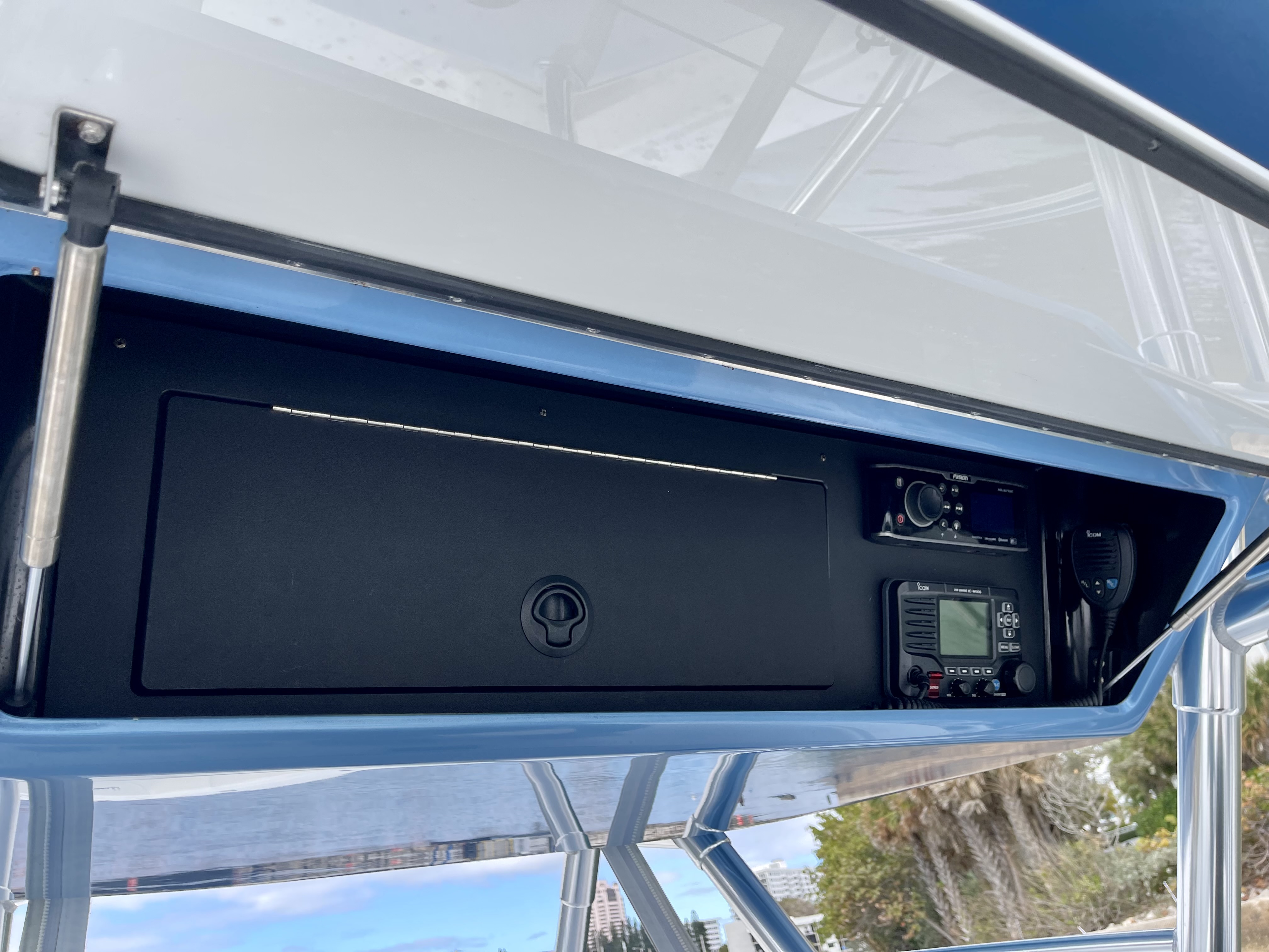 Used 2016 Bahama 41 Open