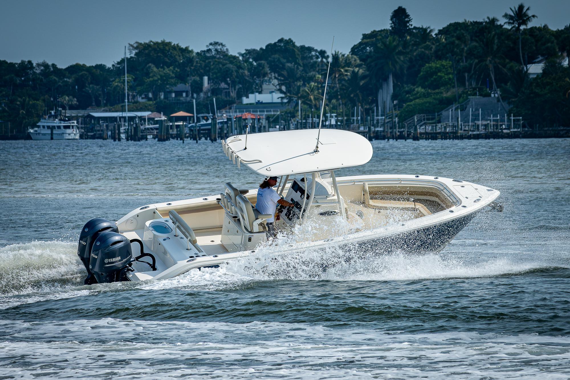 Used 2017 Cobia 261