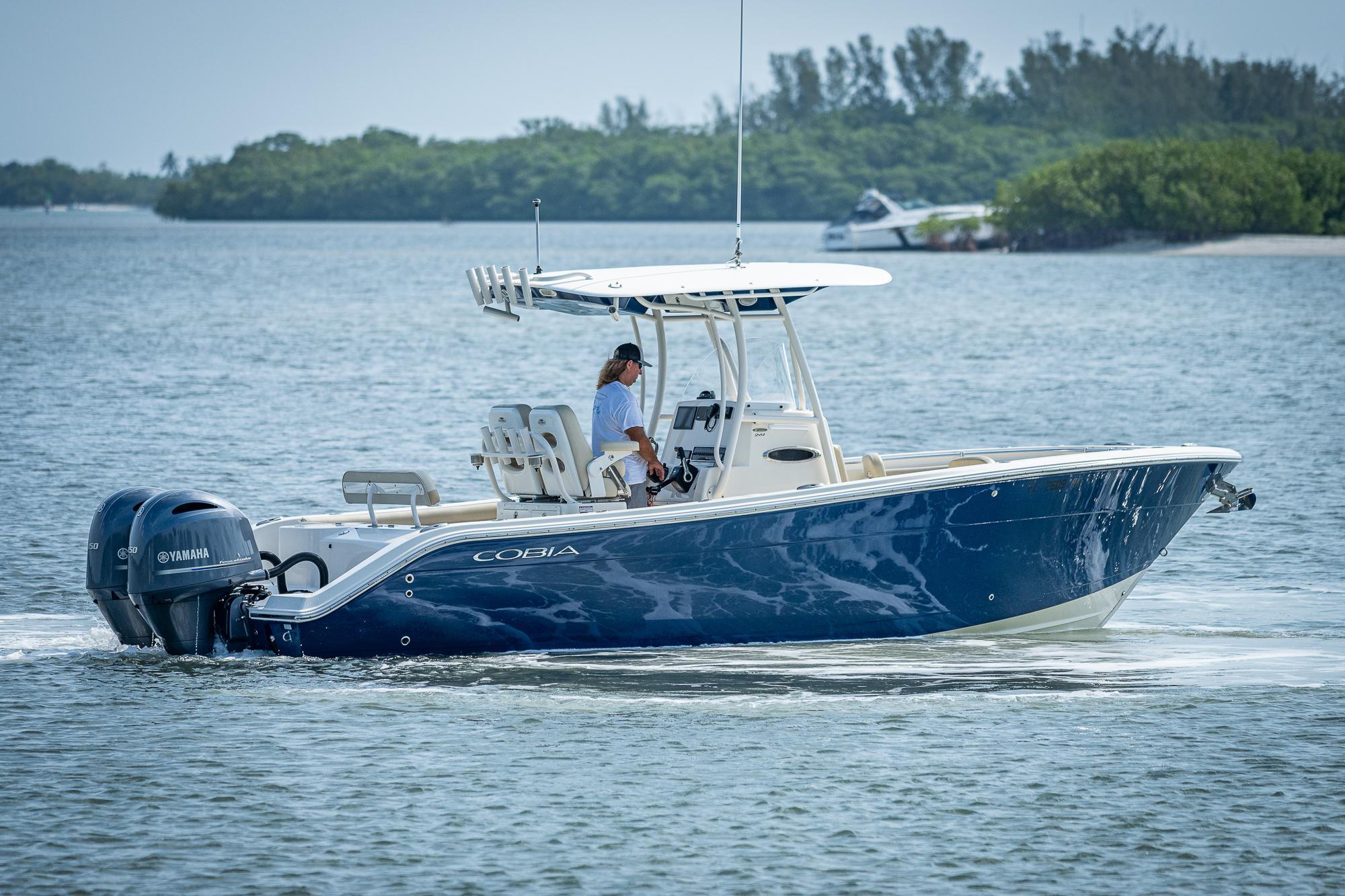 Used 2017 Cobia 261