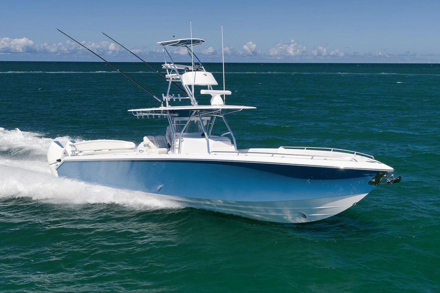 Used 2021 Bahama 41 ft