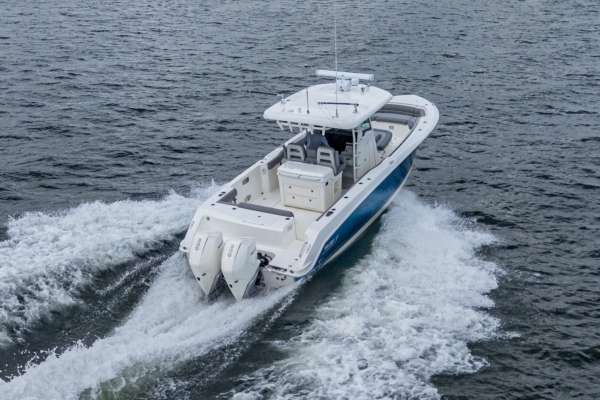 Used 33ft 2023 Boston Whaler 330 Outrage
