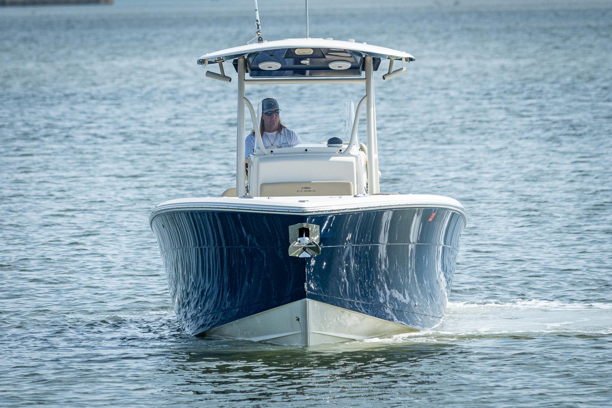 Used 2017 Cobia 261
