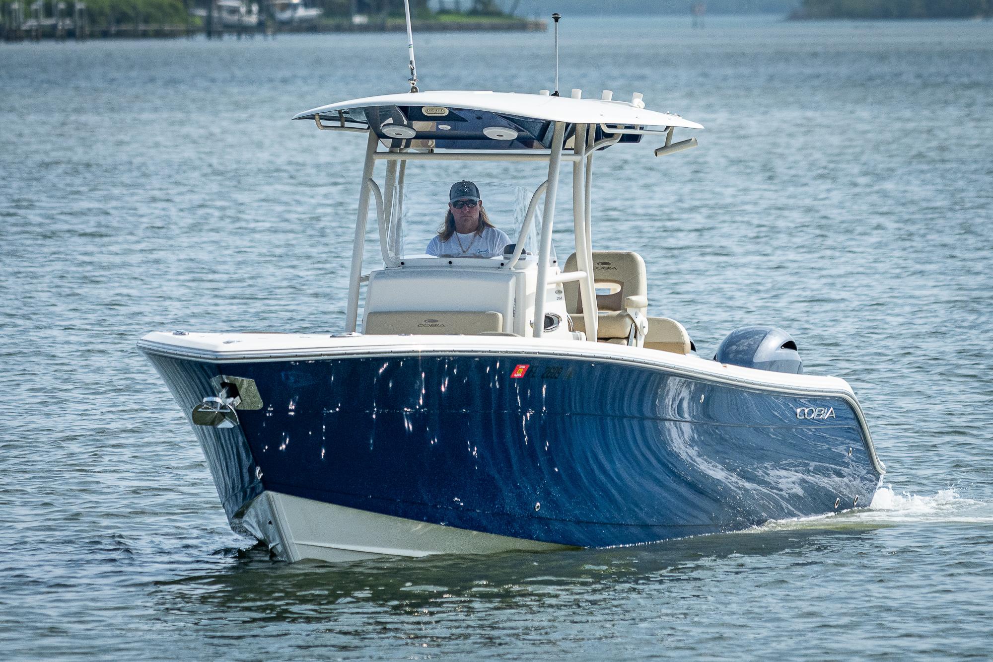 Used 2017 Cobia 261