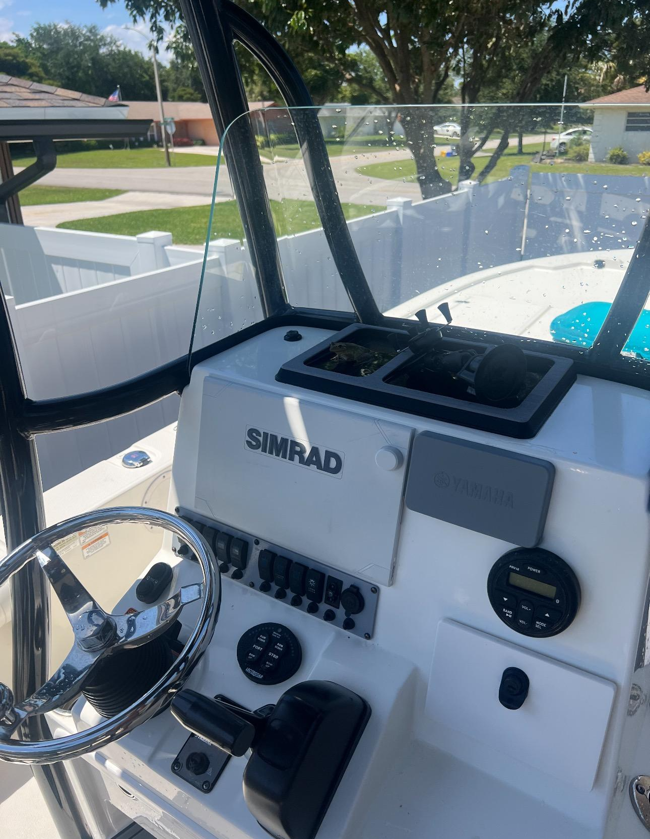 Used 2017 Sea Born FX22 Bay