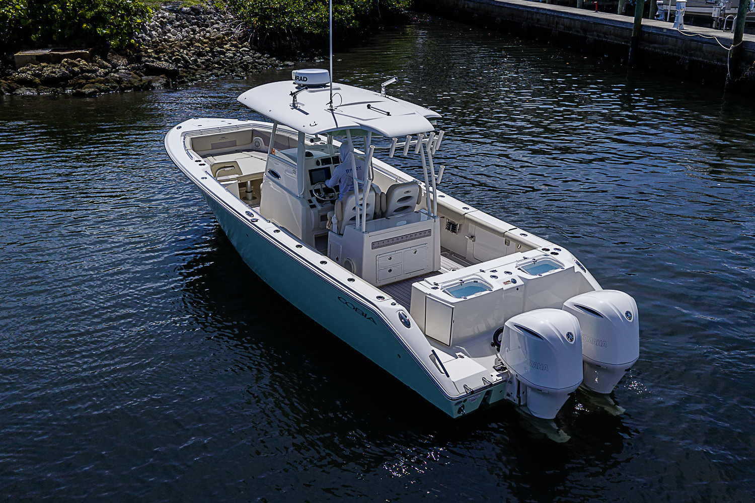 Used 2019 Cobia 320 Center Console