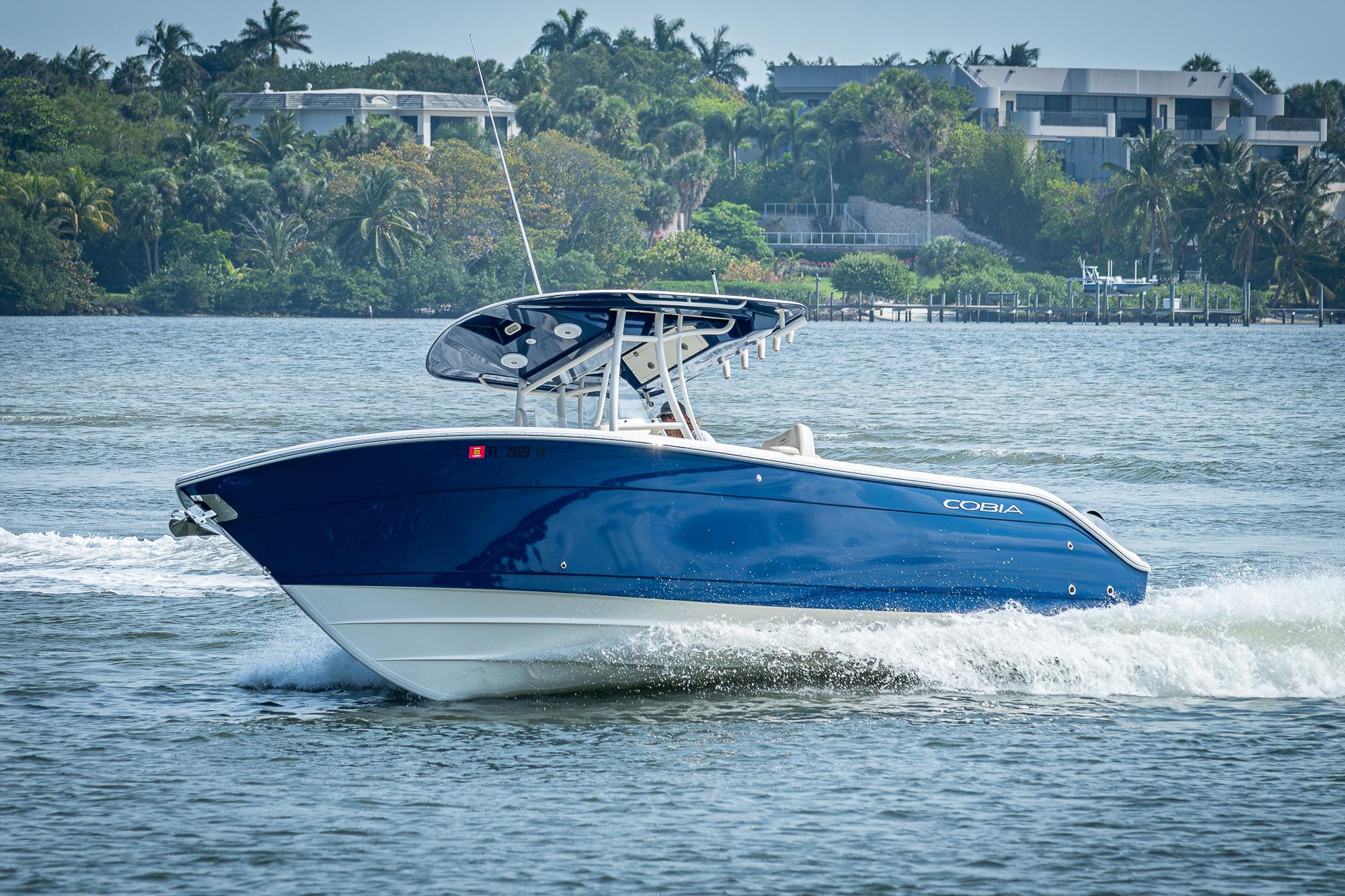 Used 2017 Cobia 261