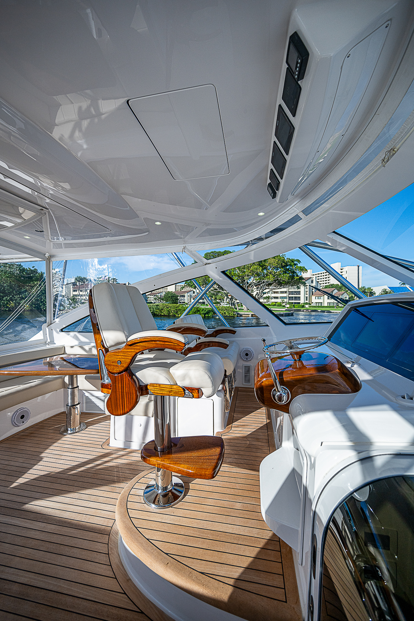 Used | 2023 Viking 54 Open