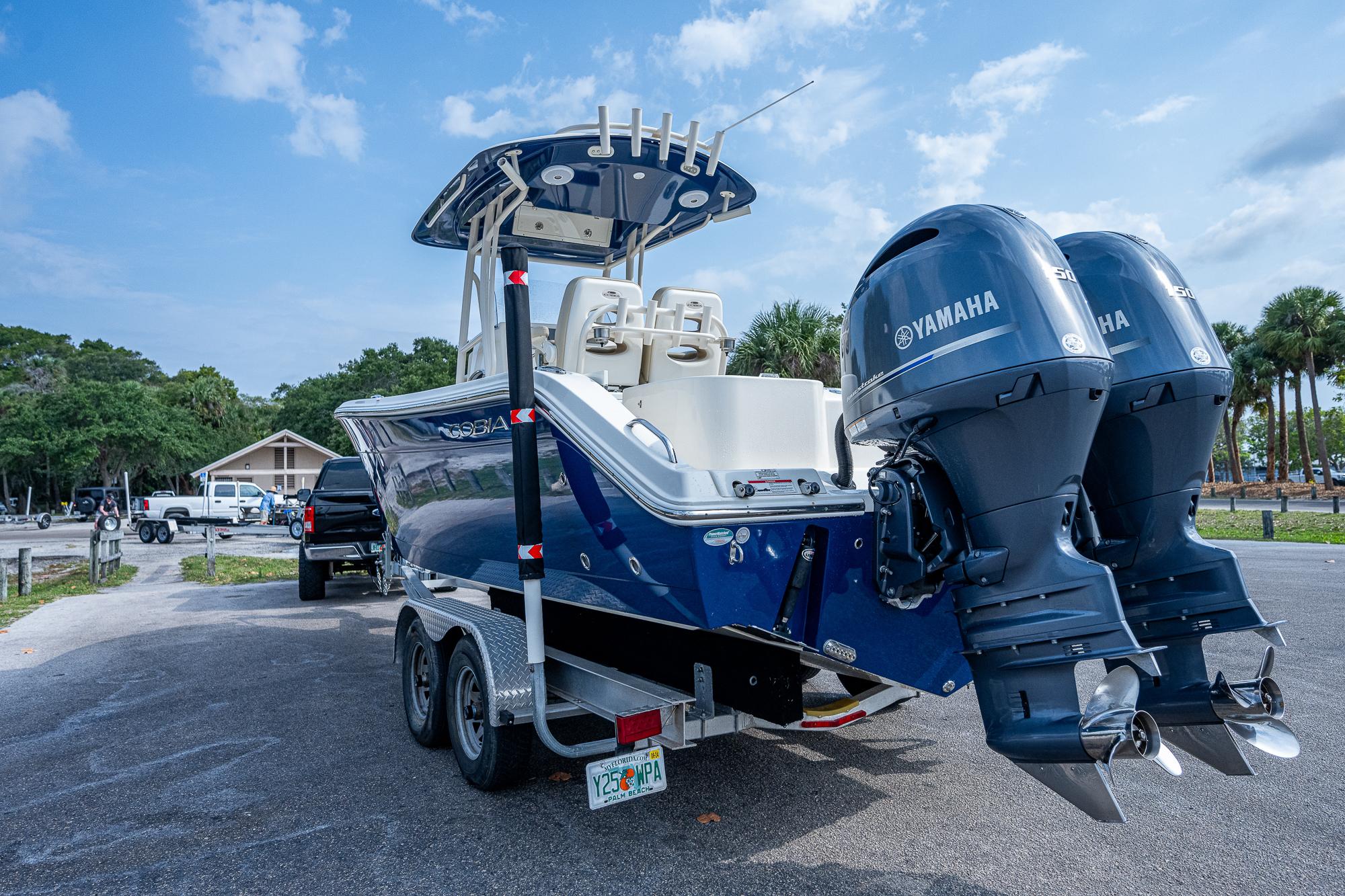 Used 2017 Cobia 261
