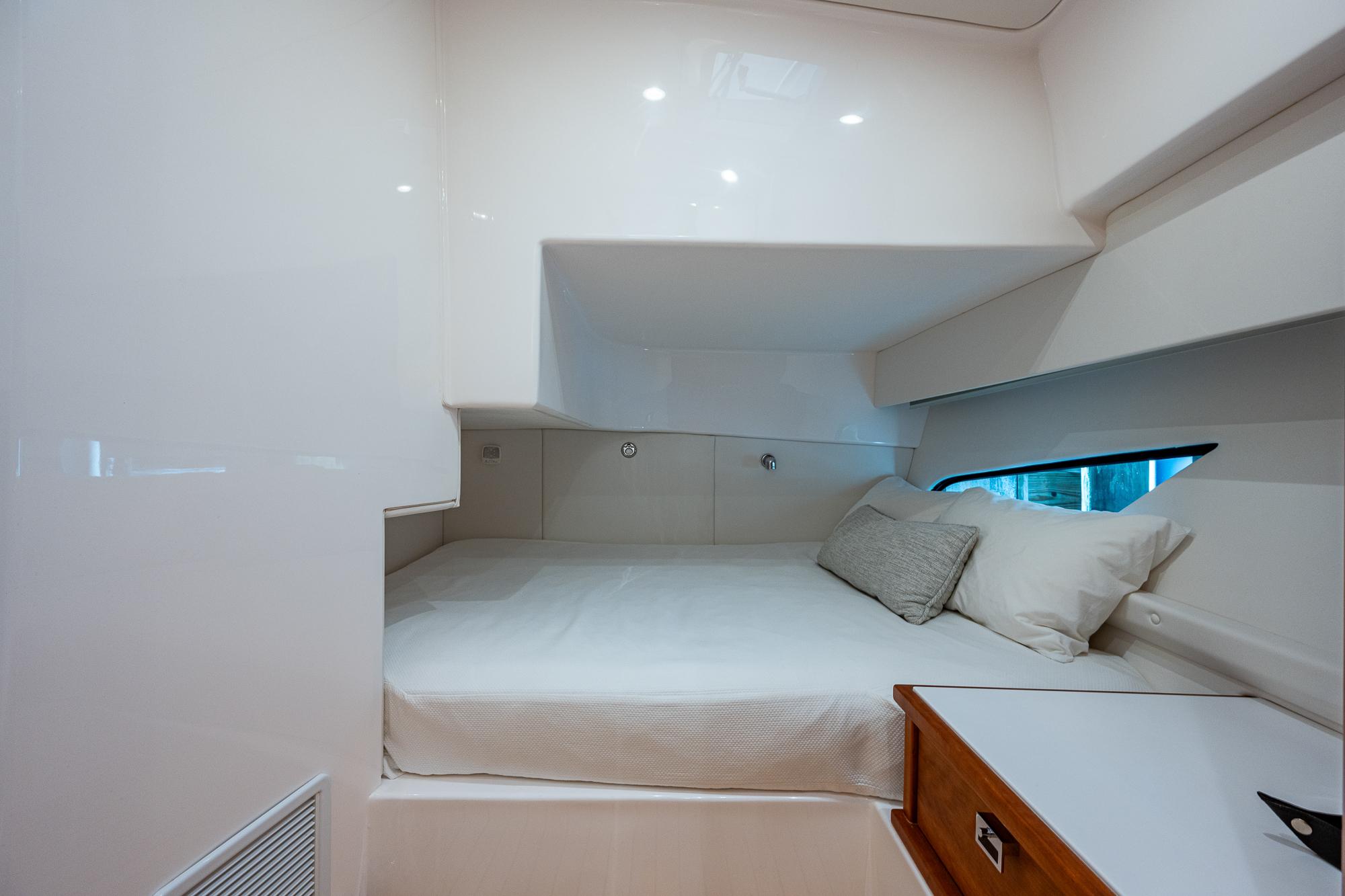 Used 2020 Intrepid 477 Evolution