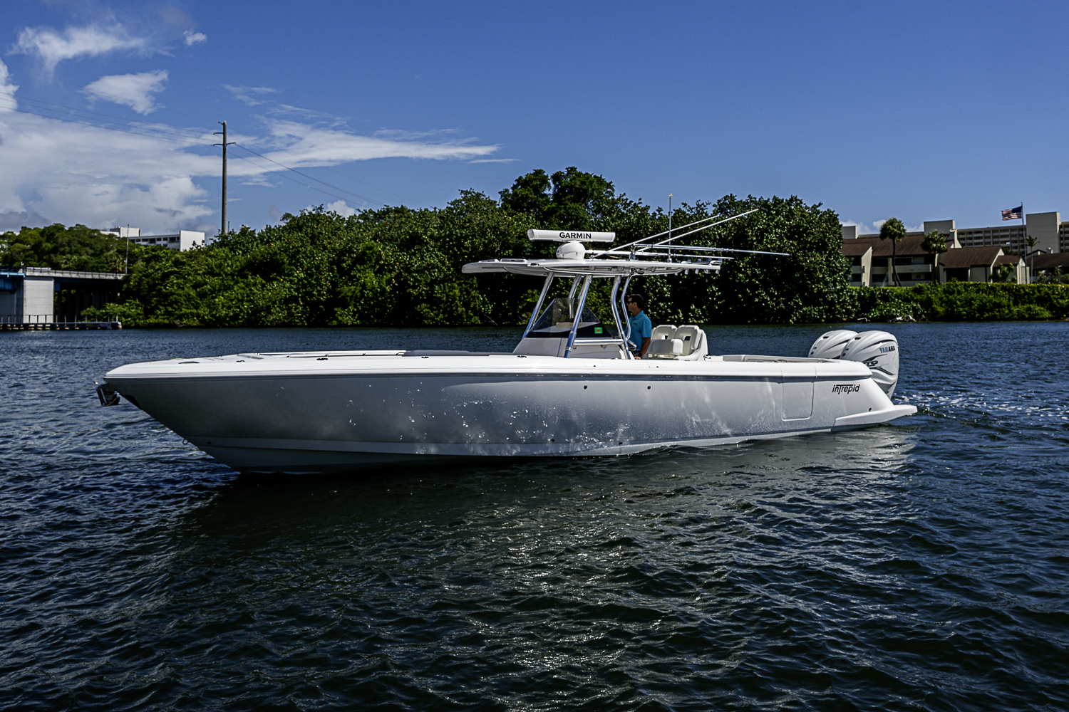 Used Intrepid 345 Nomad FE