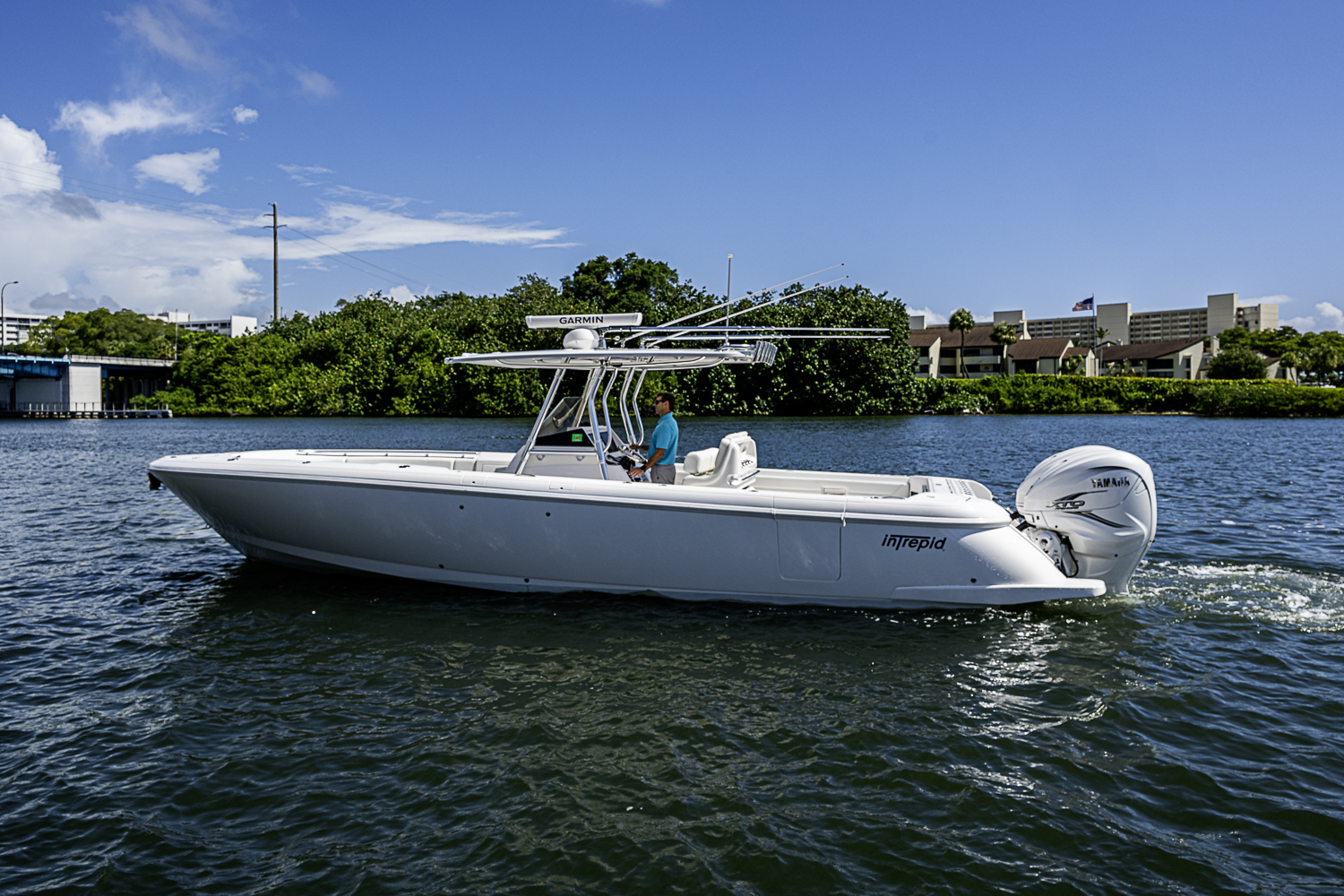 Used Intrepid 345 Nomad FE
