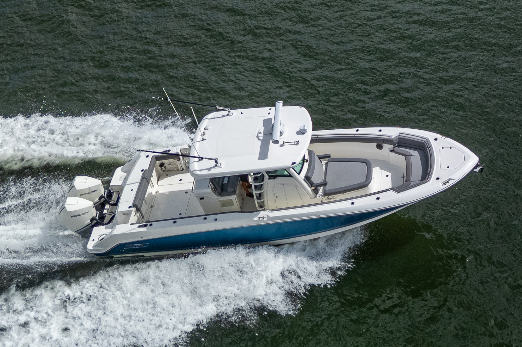 Used 33ft 2023 Boston Whaler 330 Outrage