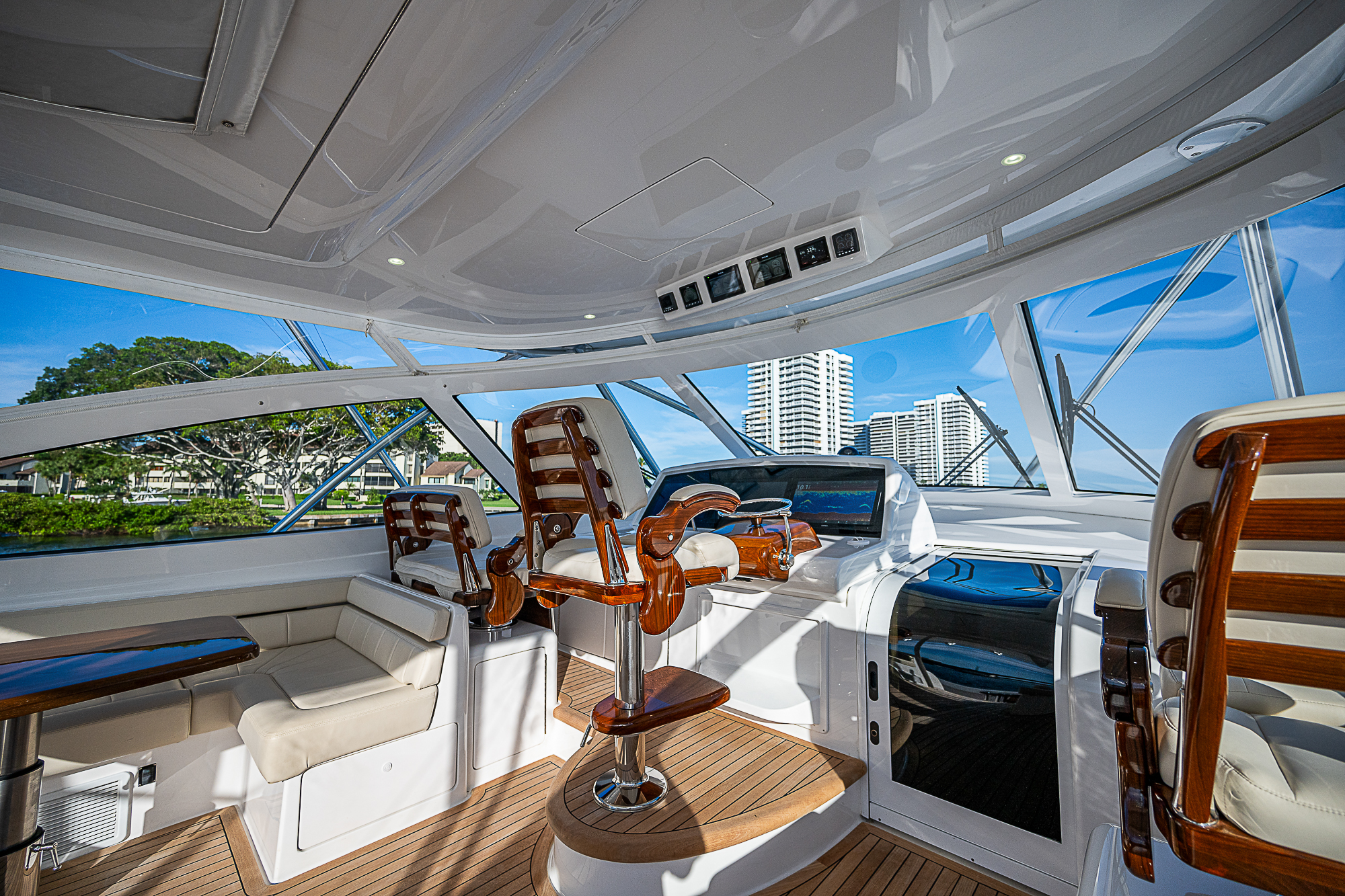 Used | 2023 Viking 54 Open