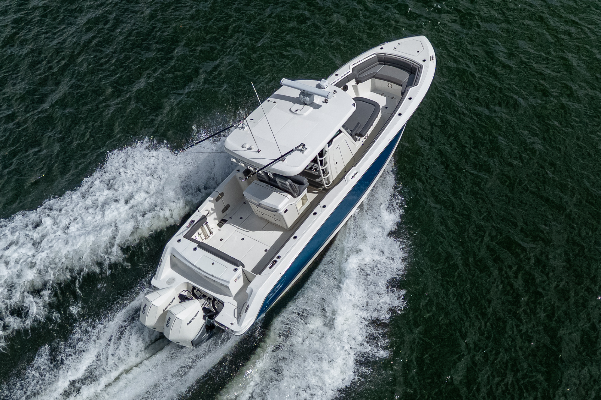 Used 33ft 2023 Boston Whaler 330 Outrage