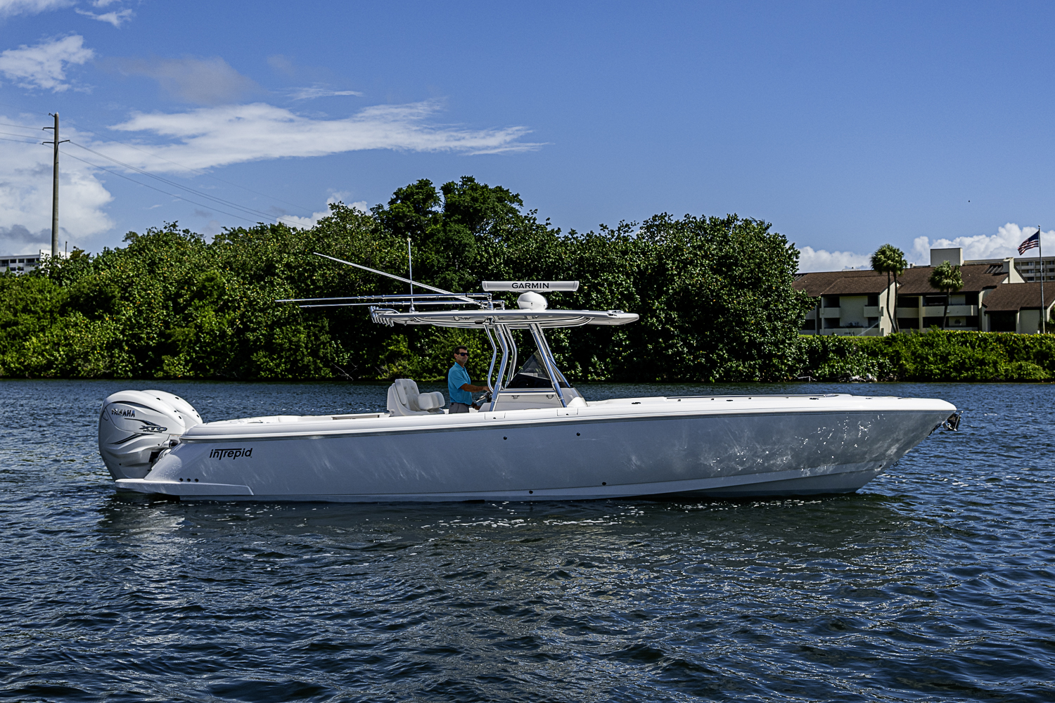 Used Intrepid 345 Nomad FE
