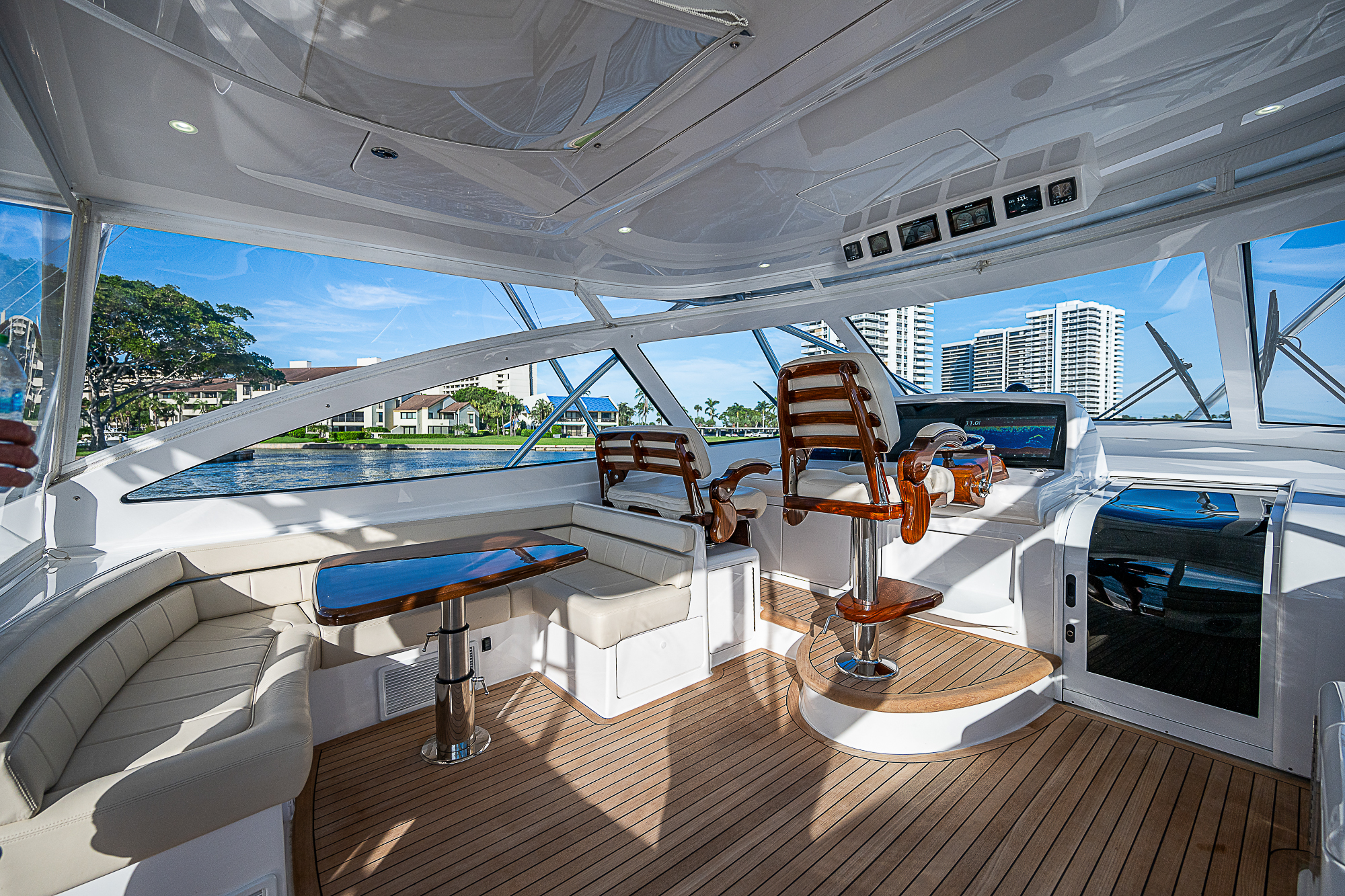 Used | 2023 Viking 54 Open