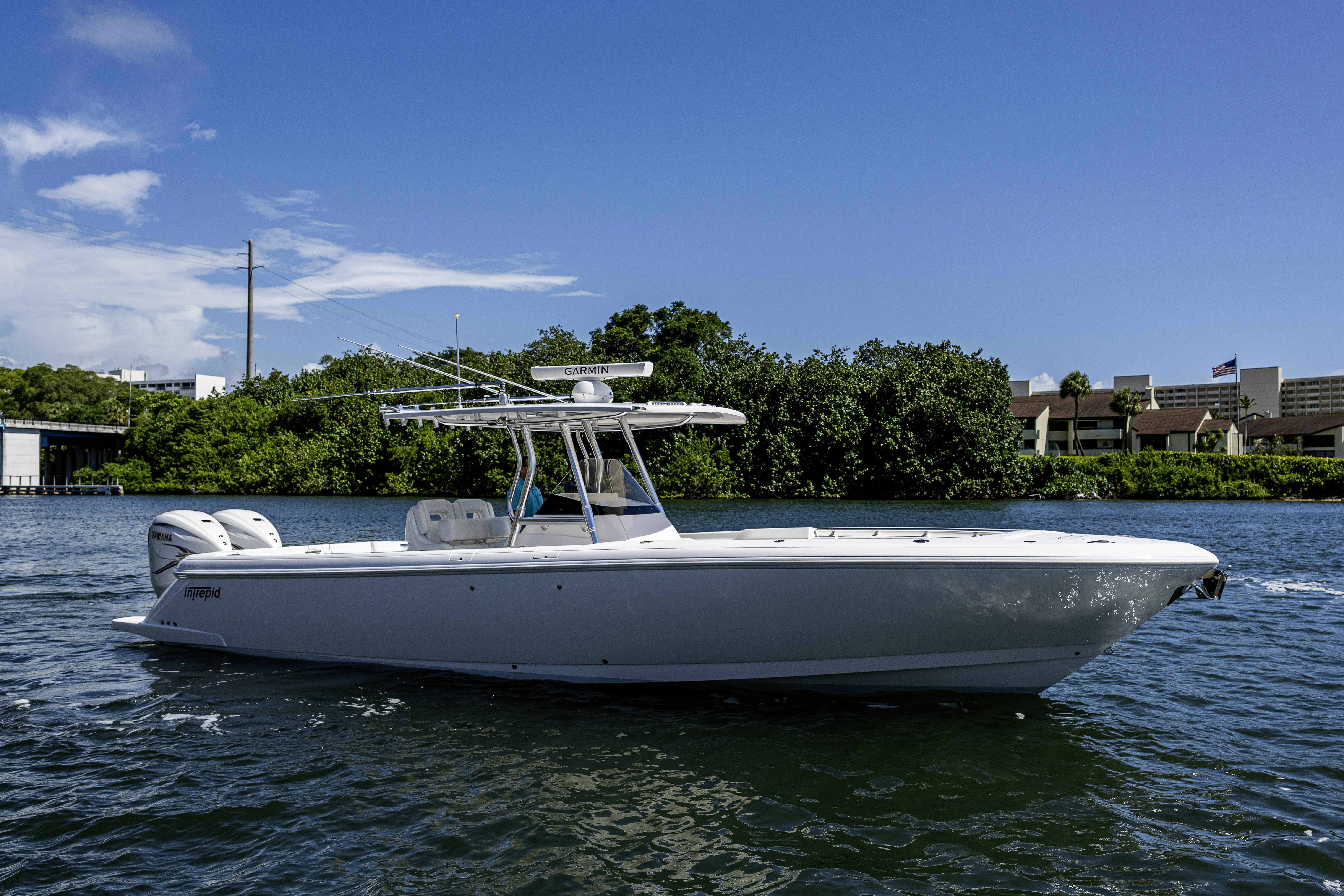 Used Intrepid 345 Nomad FE