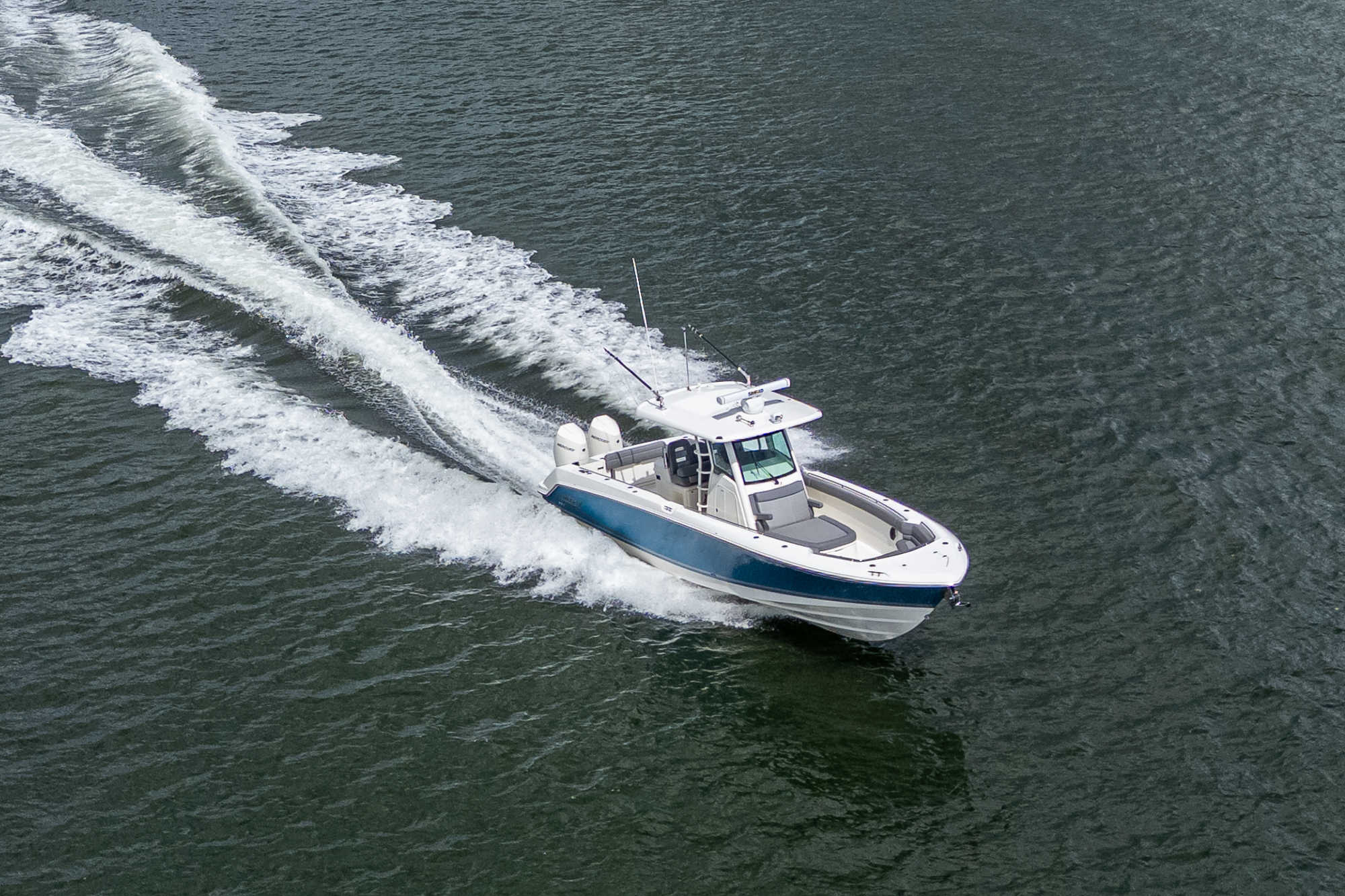 Used 33ft 2023 Boston Whaler 330 Outrage