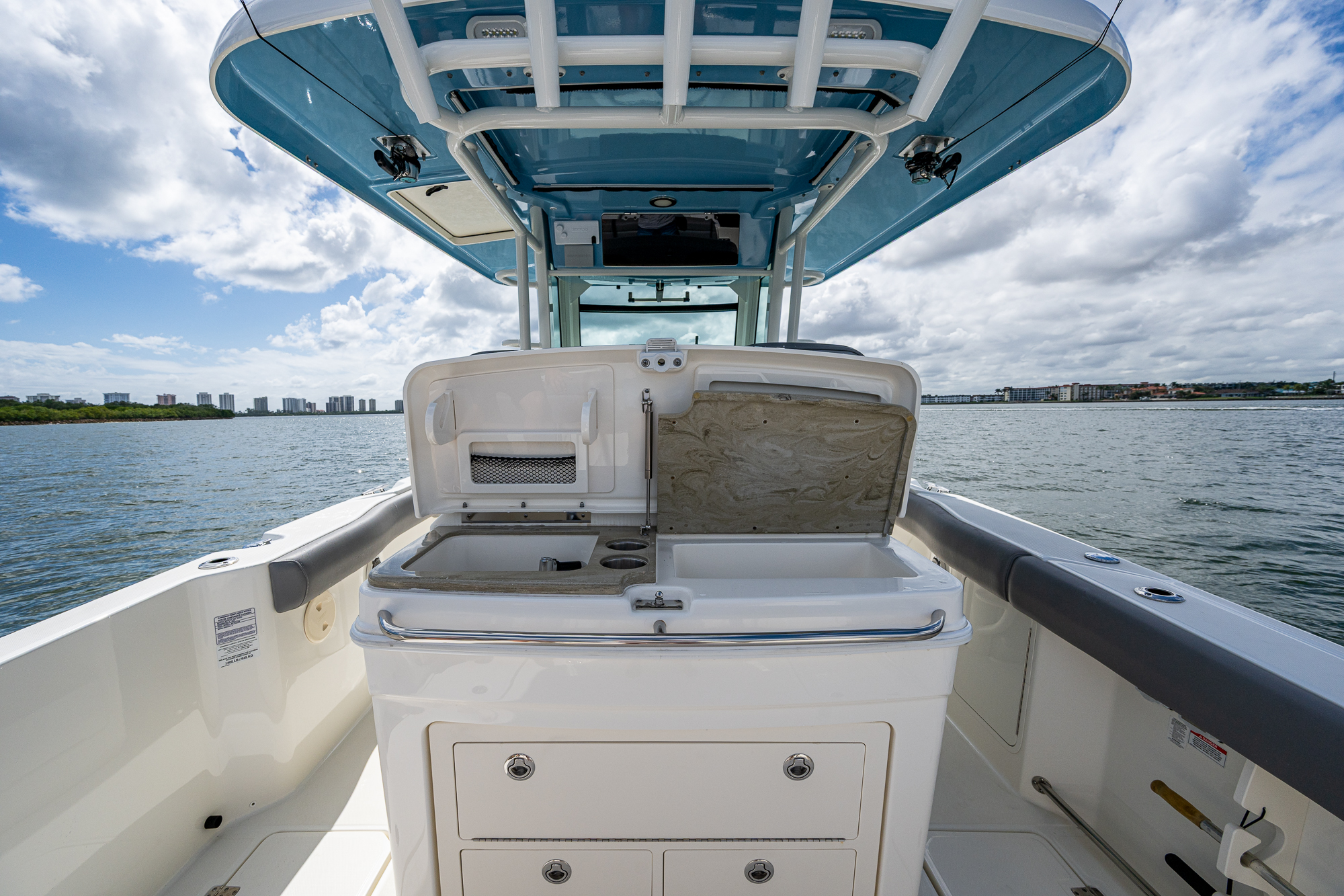 Used 33ft 2023 Boston Whaler 330 Outrage