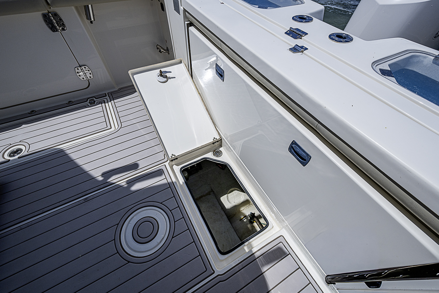 Used 2019 Cobia 320 Center Console