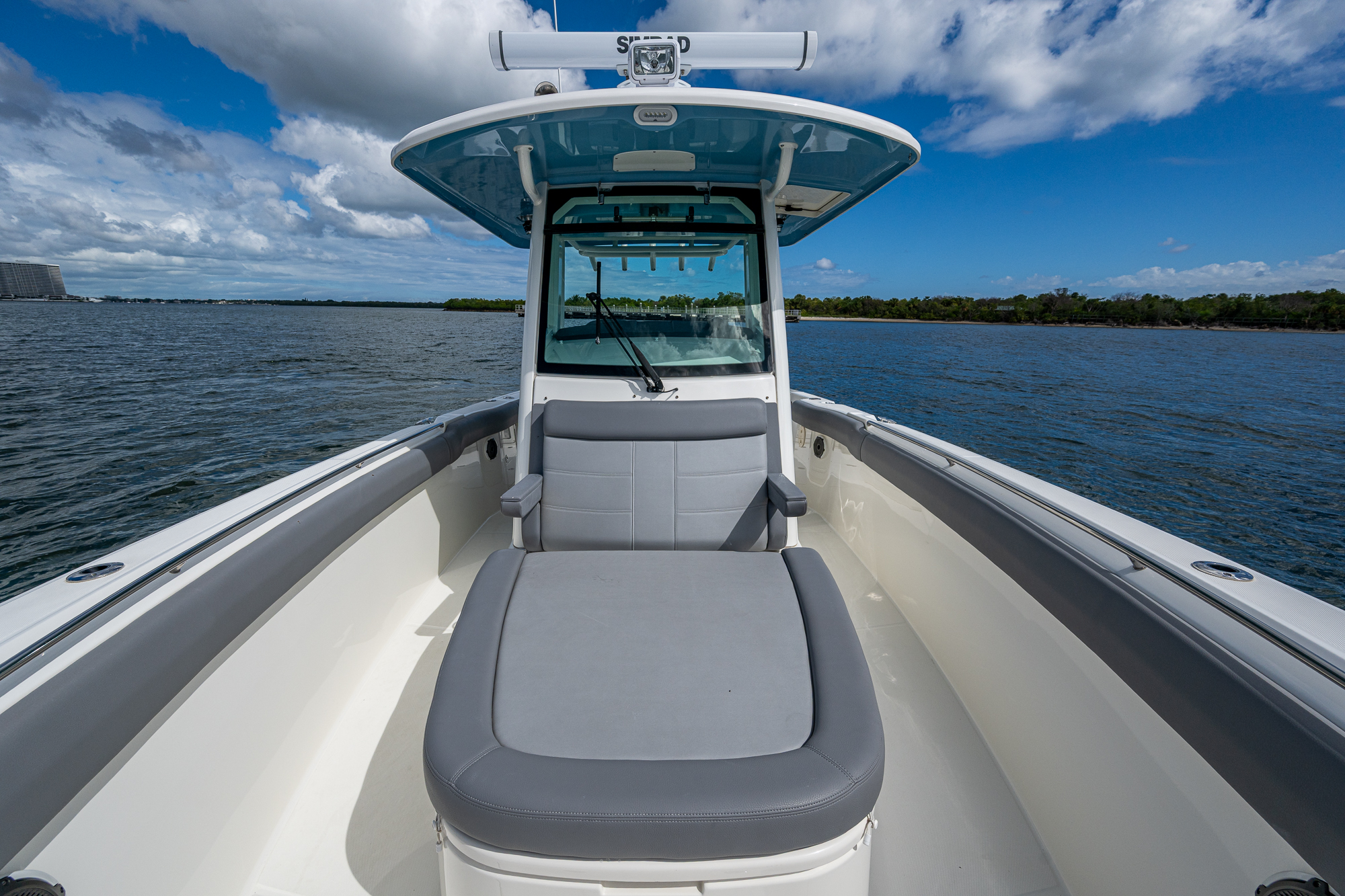 Used 33ft 2023 Boston Whaler 330 Outrage