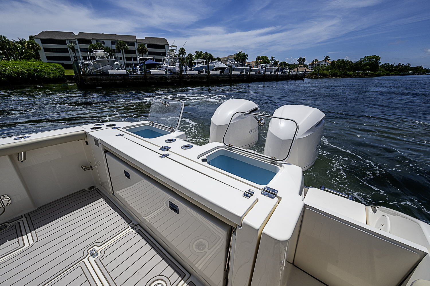 Used 2019 Cobia 320 Center Console