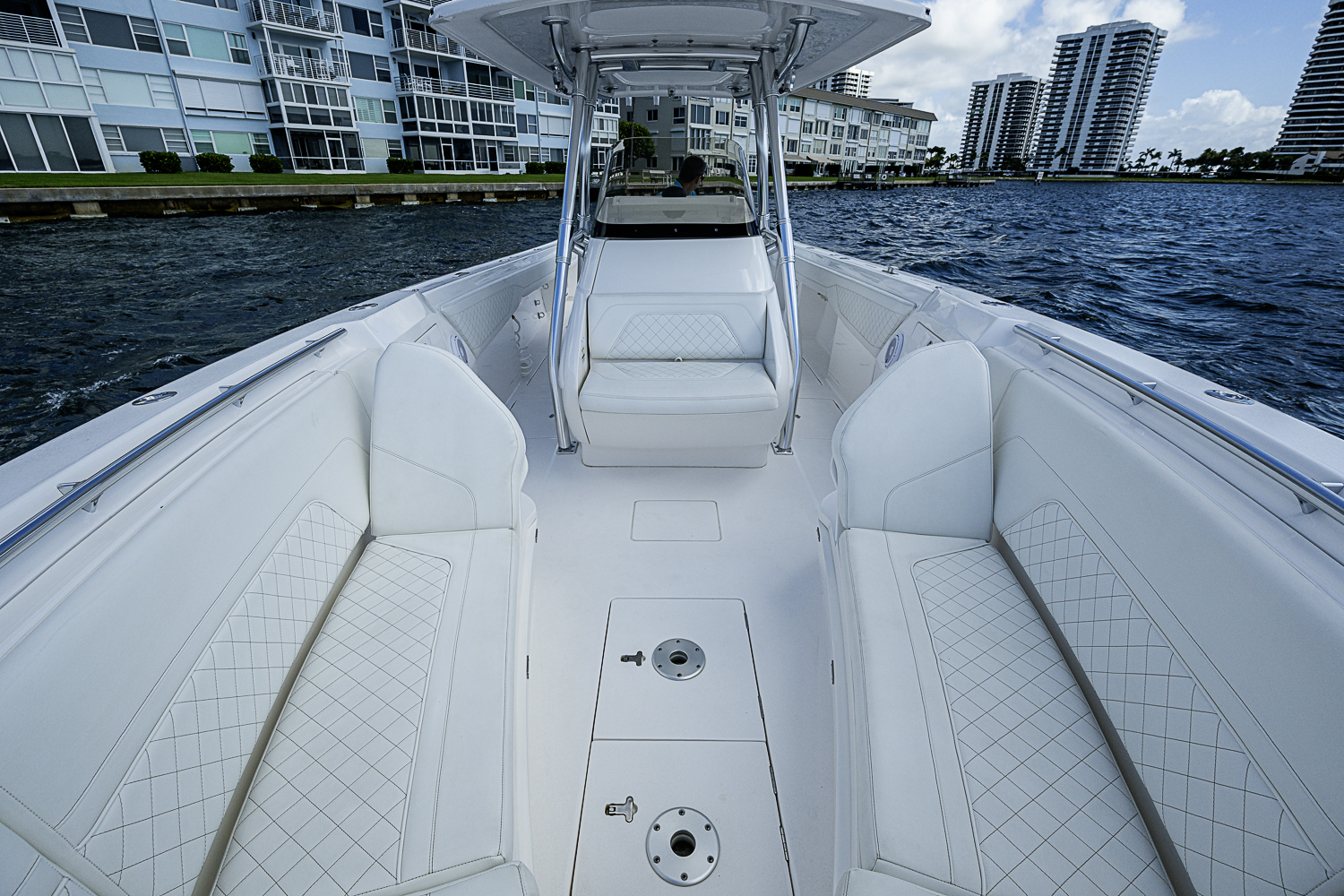 Used Intrepid 345 Nomad FE