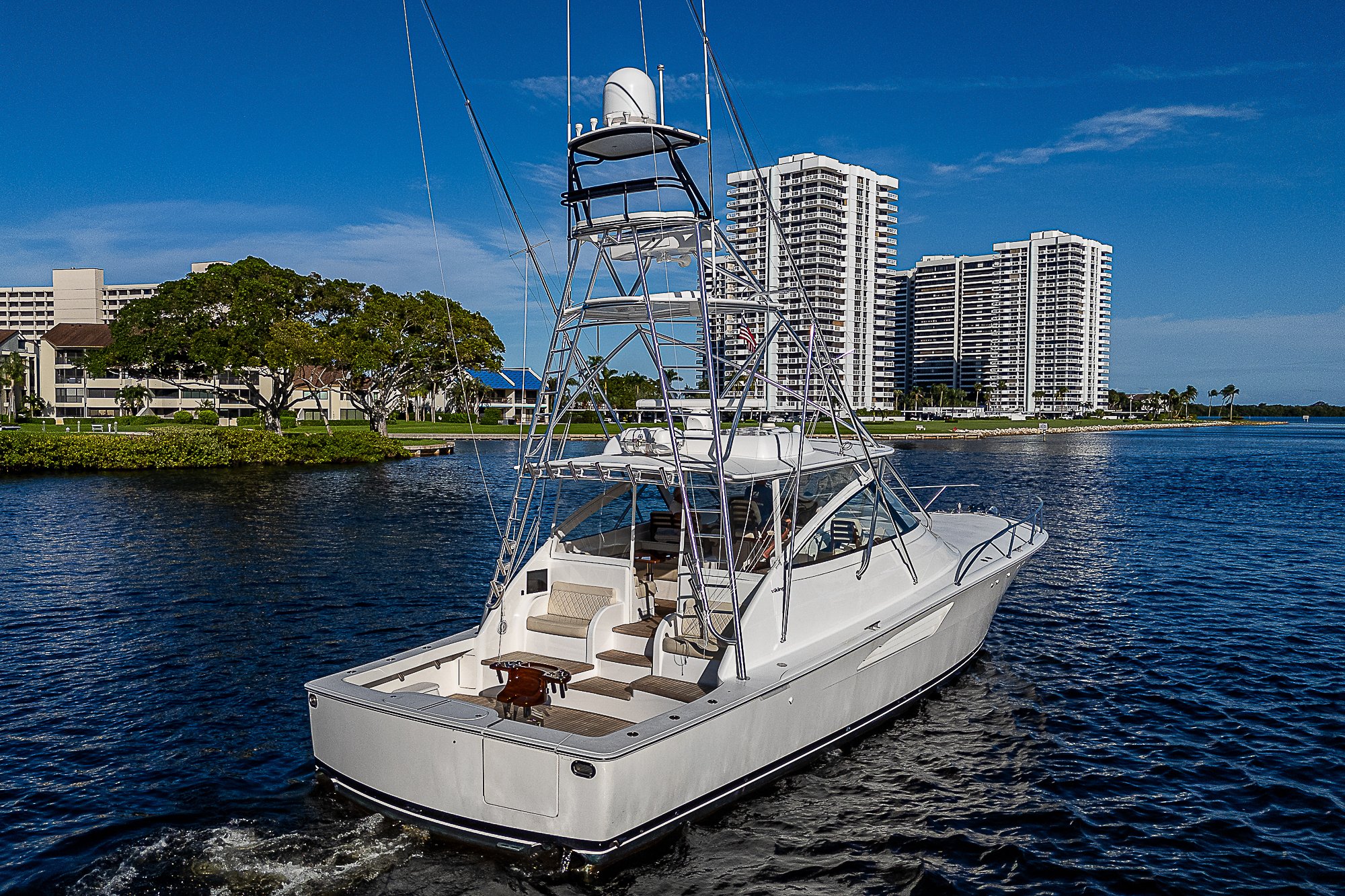 Used | 2023 Viking 54 Open