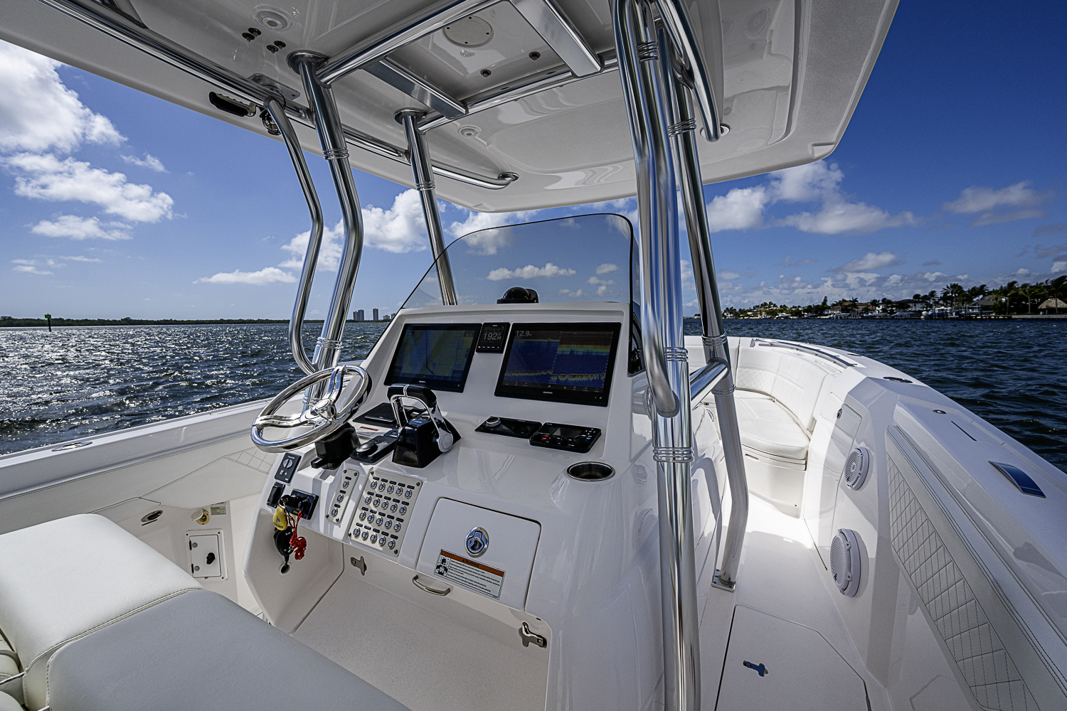 Used Intrepid 345 Nomad FE