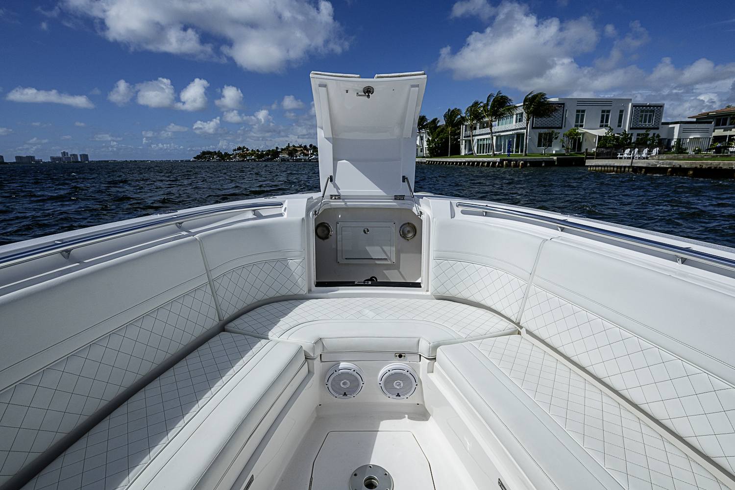 Used Intrepid 345 Nomad FE