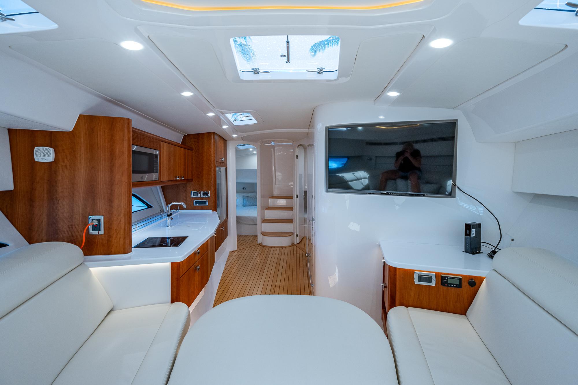 Used 2020 Intrepid 477 Evolution