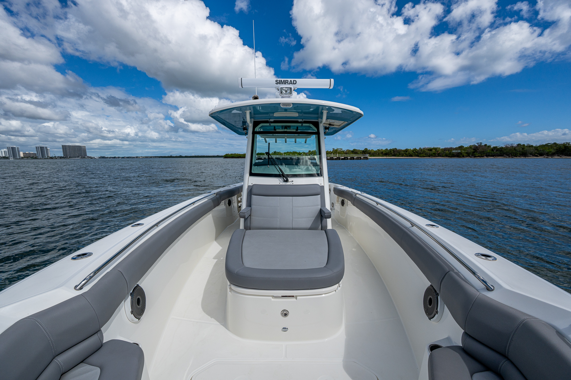 Used 33ft 2023 Boston Whaler 330 Outrage