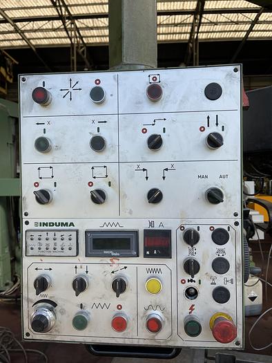 Buone Fresatrice Universale INDUMA MM 300