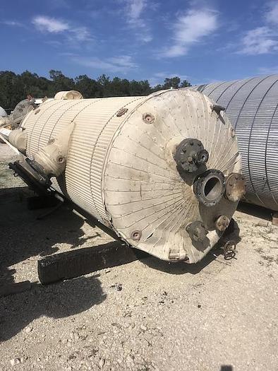Used Used Nooter Corporation (Missouri  Boiler) approximately 3,000 gallon 316L stainless steel vertical tank.