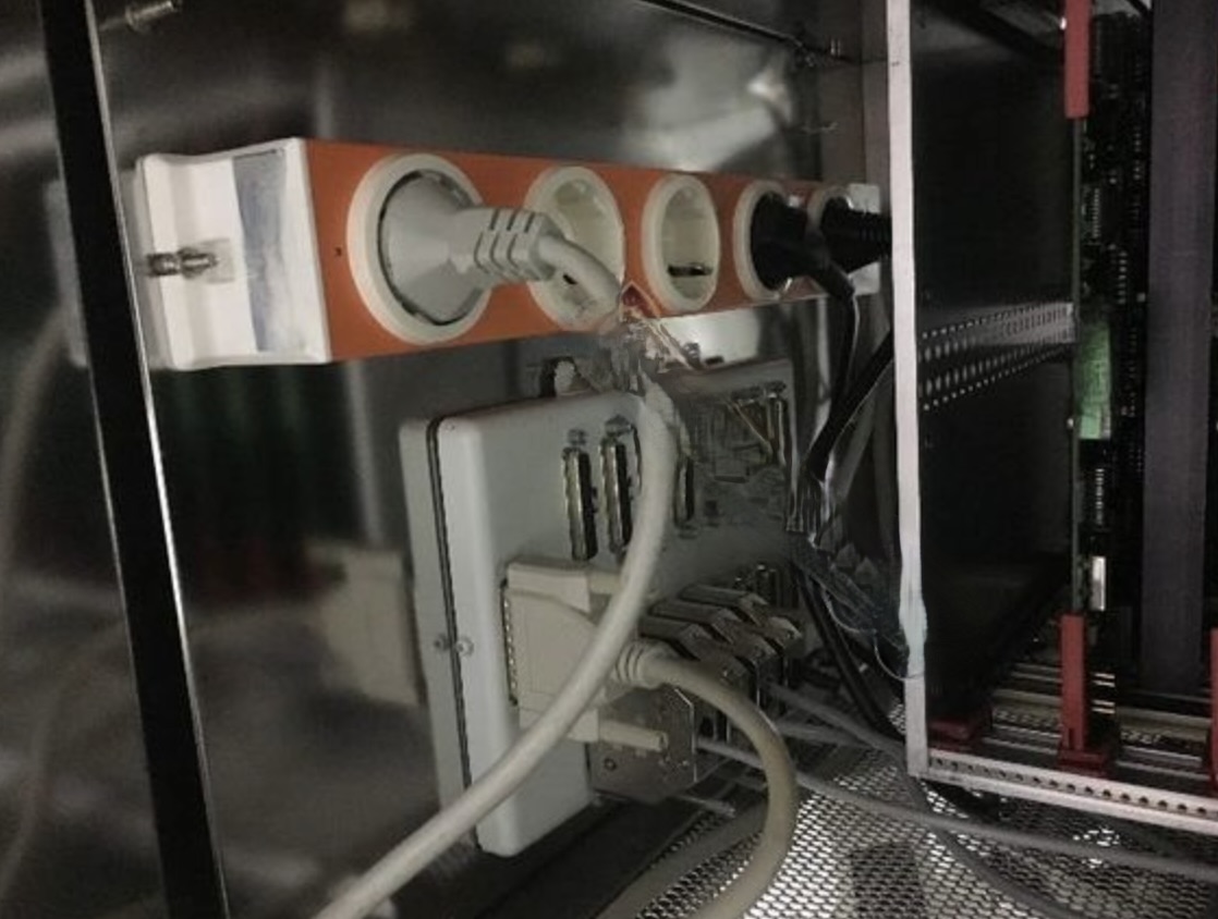 Used 1999 Leica IN3000