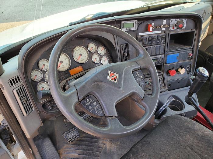 Used 2013 International ProStar Semi Truck