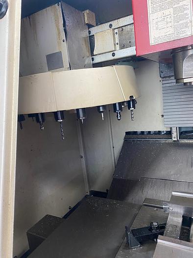 Used 1998 Cincinnati Milacron Arrow 500 Vertical Machining Center